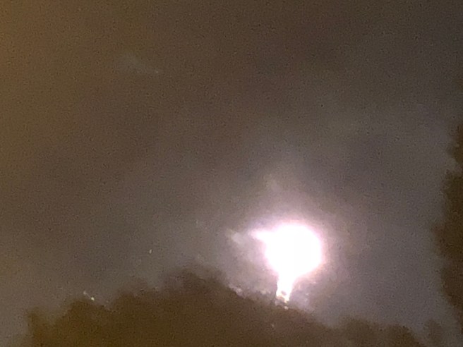 D8EFF9DA-DF1F-44FD-BEE6-85E1BB63BB5A